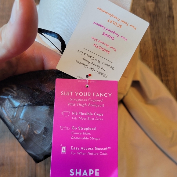 Spanx Nude Colored Mid Thigh Bodysuit - Picture 8 of 9